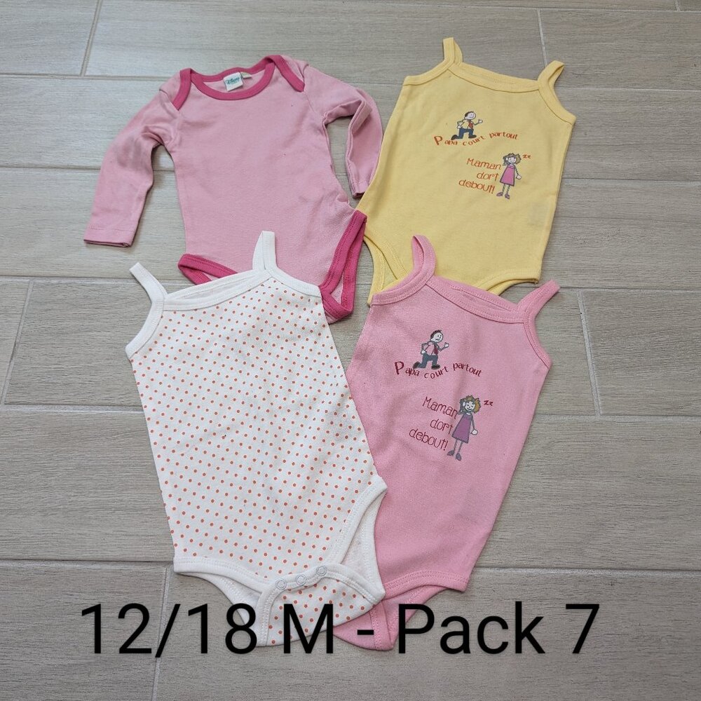 Baby Girl Onesis Super soft comfy Size:12-18Months